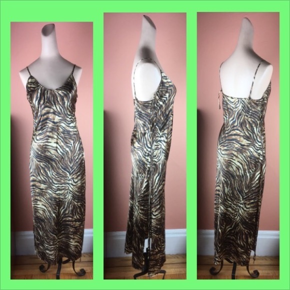 Victorias Secret Tiger Print Slip / Nightgown With Lace-Up Sides - Medium - Picture 2 of 12